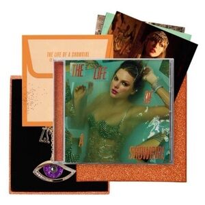 Taylor Swift The Life of a Showgirl CD Bundle